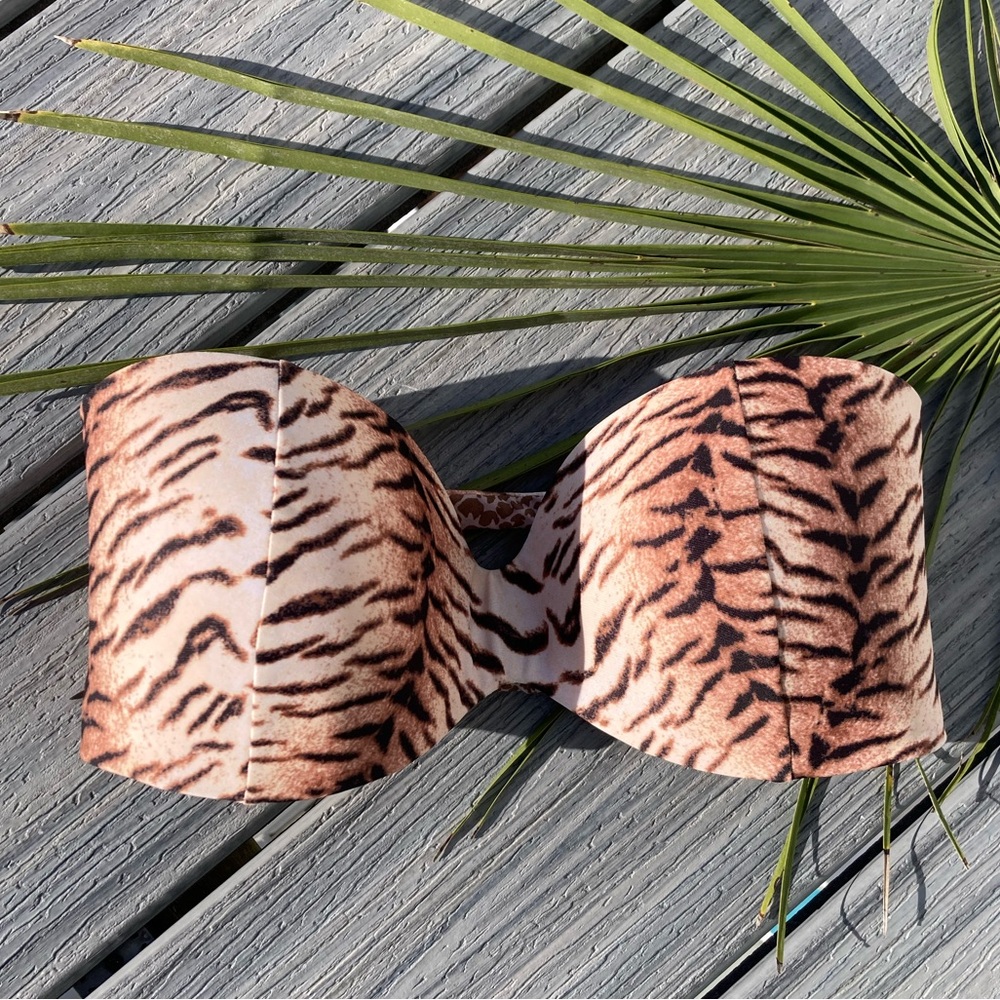 NWOT ACACIA - Tiger Coconut Strapless Moulded Padded Bikini Top - S